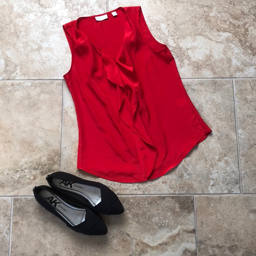 New York & Co red ruffle shell blouse XS
